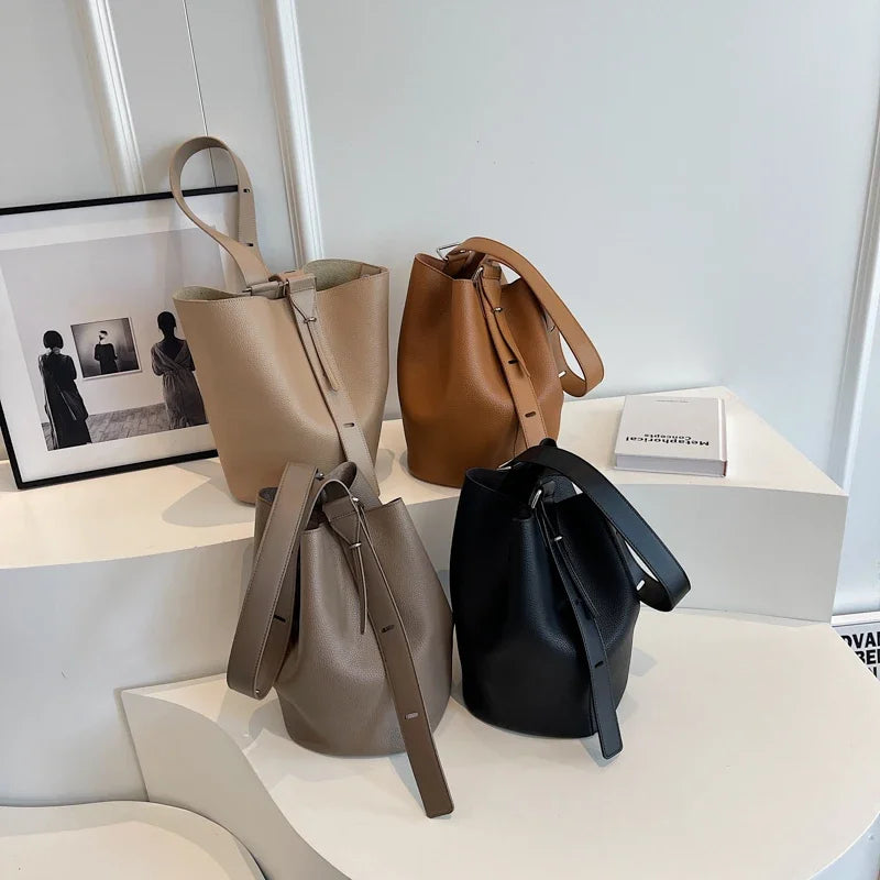 LEFTSIDE Retro Small Solid Color Leather Shoulder Bags for Women 2023 Designer Korean Fashion Female Handbags Underarm Bag