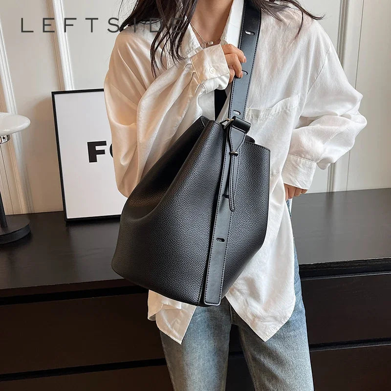 LEFTSIDE Retro Small Solid Color Leather Shoulder Bags for Women 2023 Designer Korean Fashion Female Handbags Underarm Bag